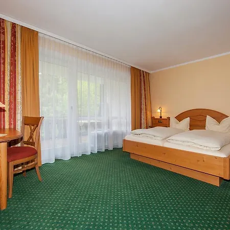 Gaestehaus Laerchenhang Pensjonat