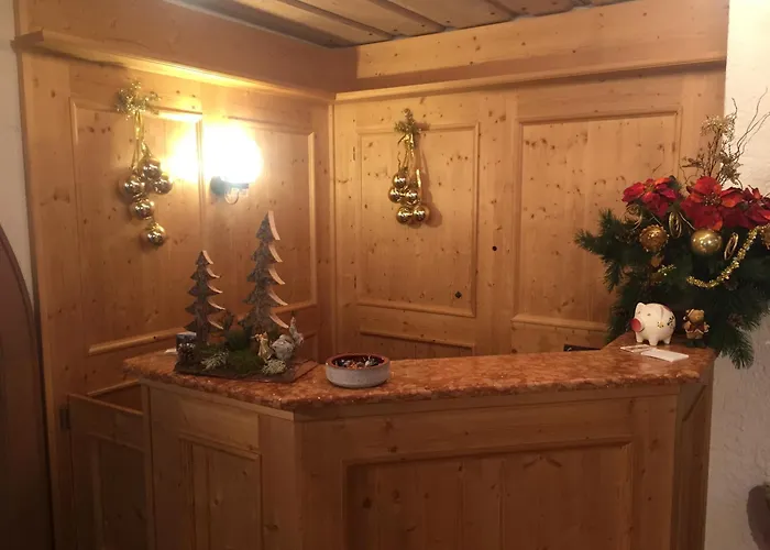 Gasthuis Gaestehaus Laerchenhang 4*