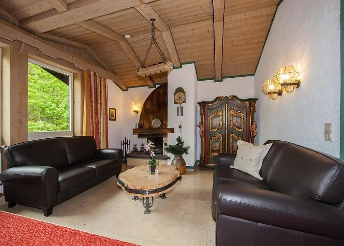 Gaestehaus Laerchenhang Mittenwald